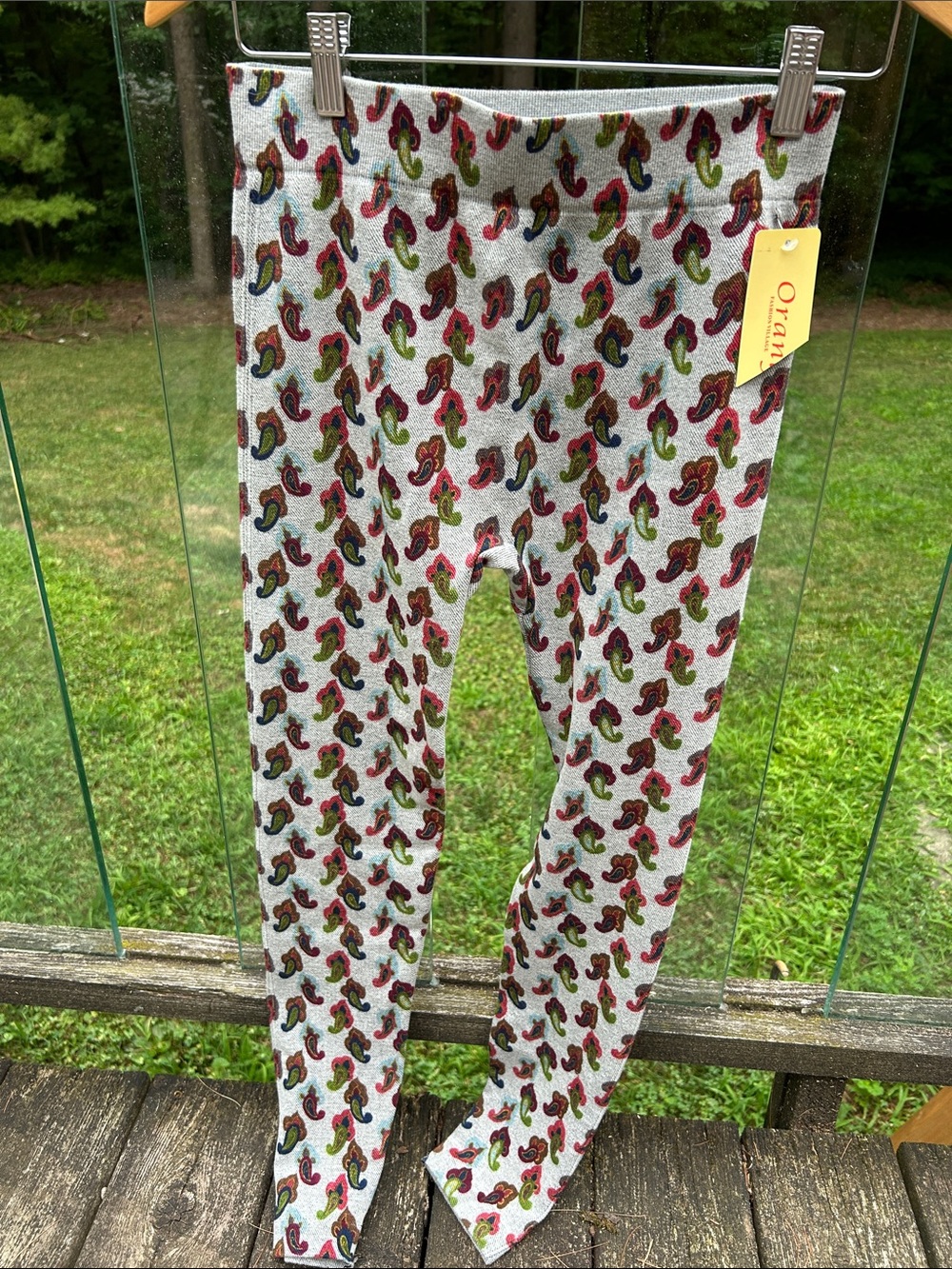 Women's Paisley Print Leggings - Multicolor